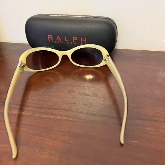 Ralph Lauren two-tone sunglasses. - Picture 8 of 10